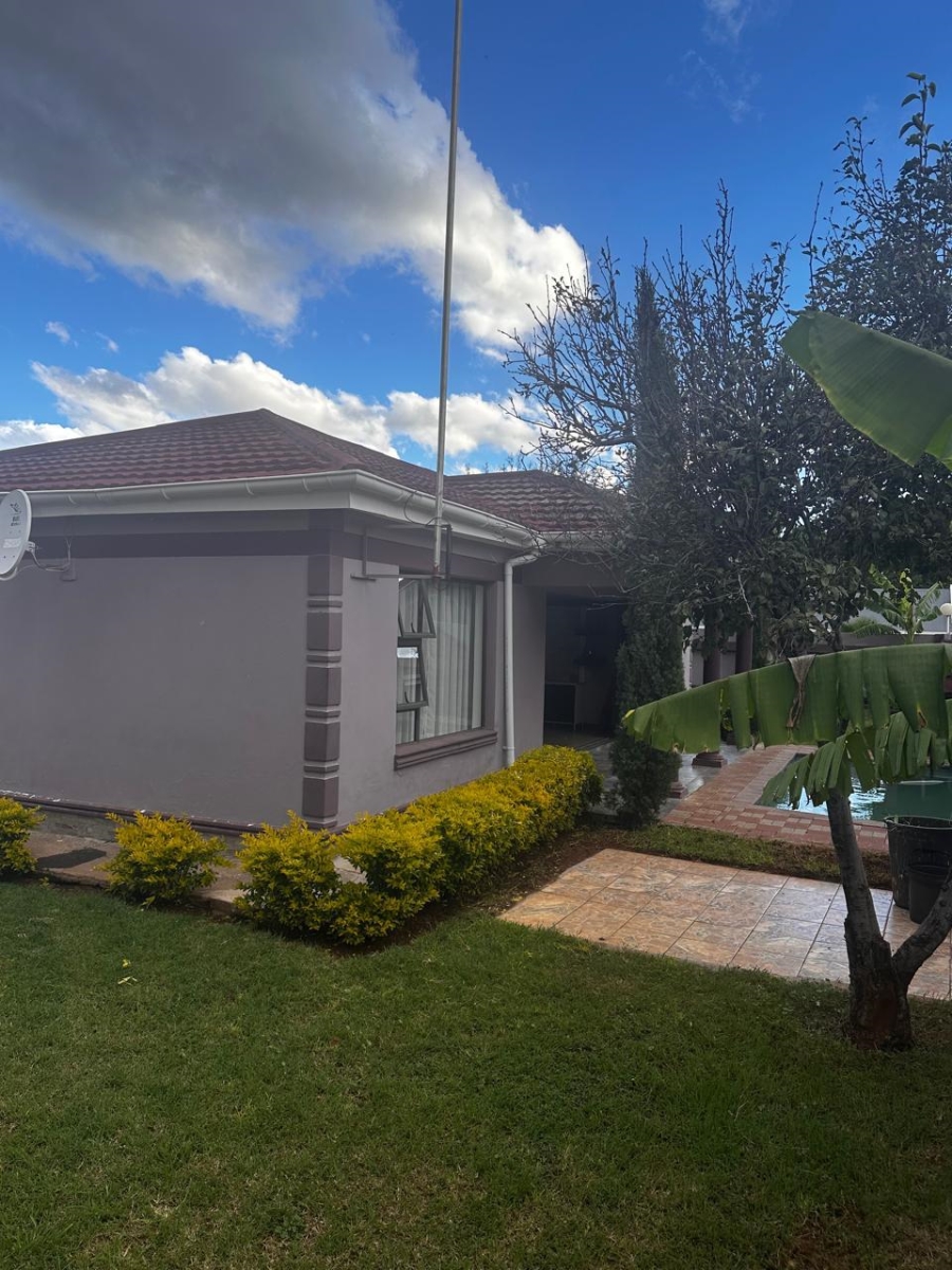 3 Bedroom Property for Sale in Kuruman Northern Cape